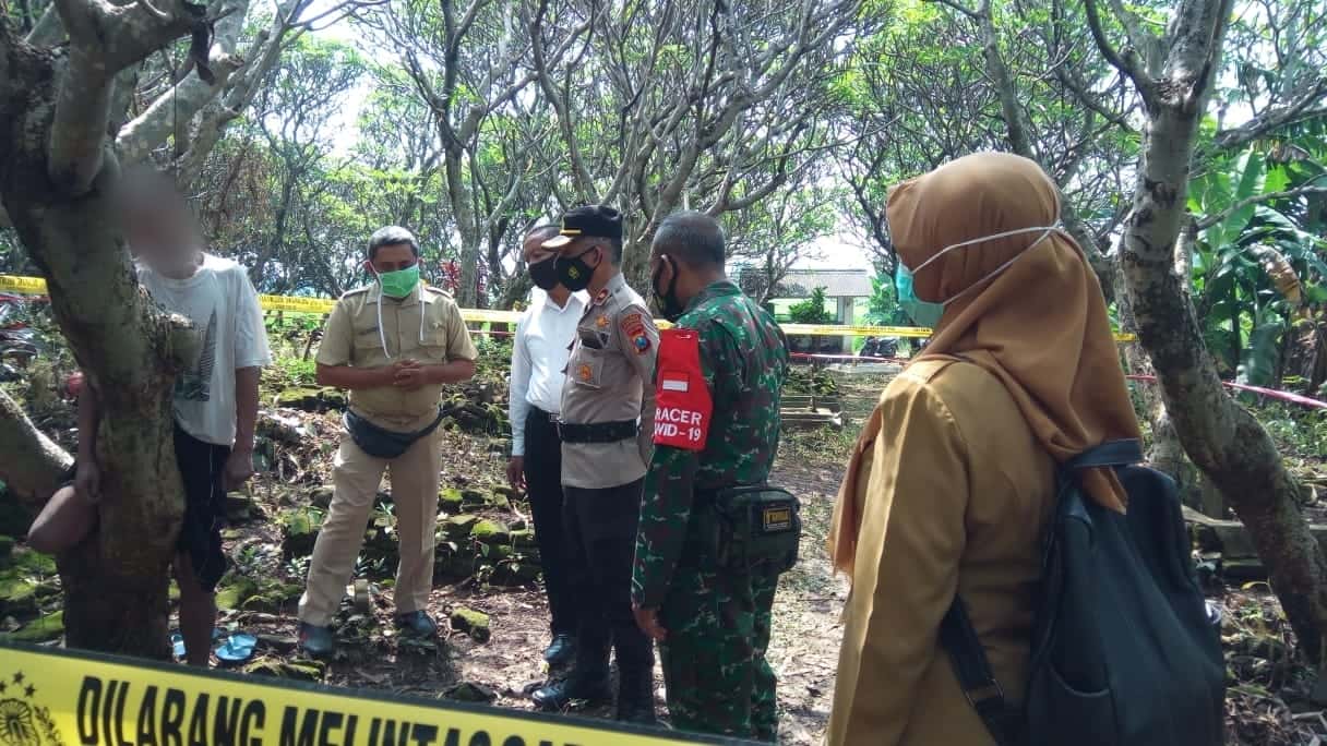 Kapolsek Pandaan Kompol Marwan Ishery saat di TKP.