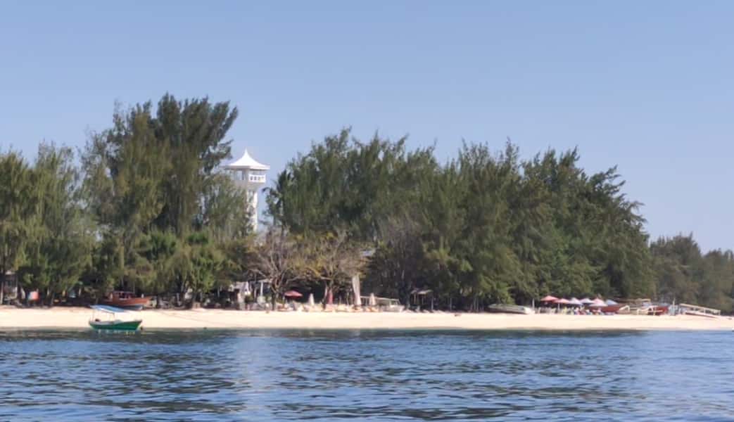 Terlihat tepi pantai Gili Trawangan (foto:istimewah)