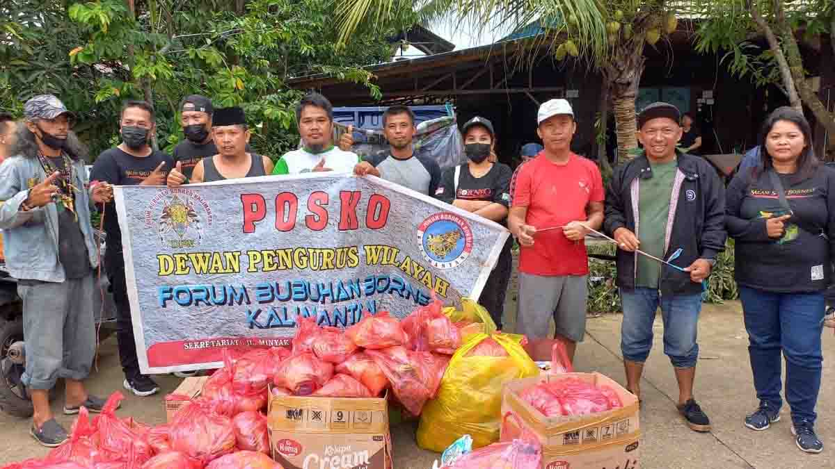 Forum Bubuhan Borneo bersama AJKT Salurkan Bantuan Banjir Sangatta