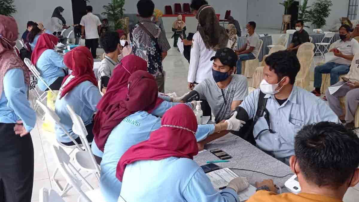Pascabanjir Sangatta, 790 Orang Ikut Pengobatan dan Vaksinasi 2022